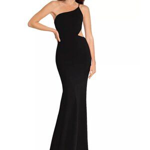 AQUA AQUA ASYMMETRIC SIDE CUTOUT GOWN - Black - Size 6